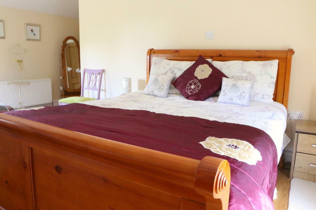 מונהאן Emy Lakehouse - Near Castle Leslie, Glaslough מראה חיצוני תמונה