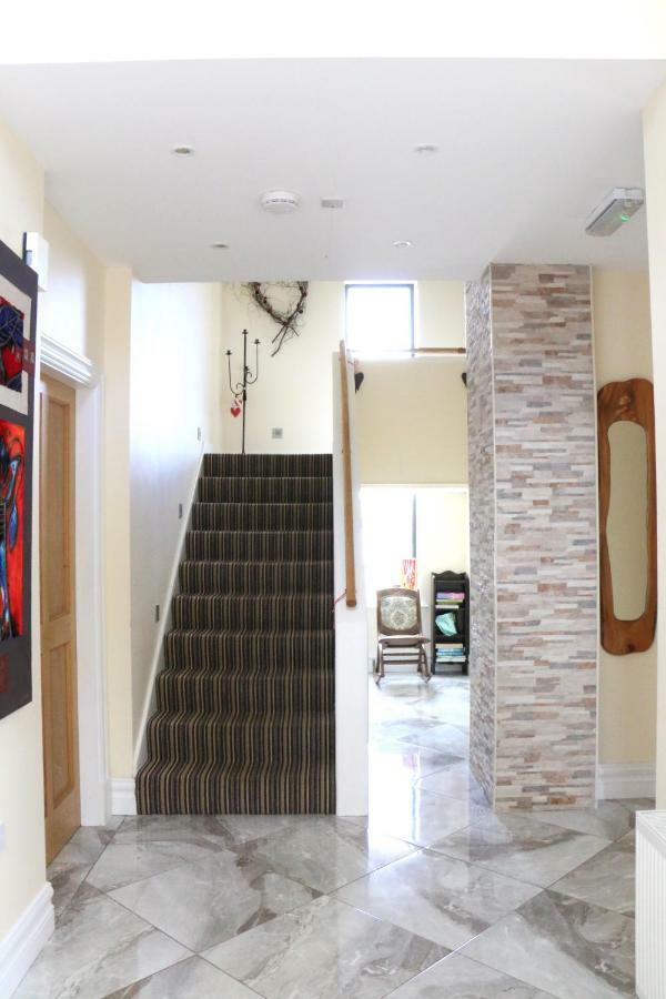 מונהאן Emy Lakehouse - Near Castle Leslie, Glaslough מראה חיצוני תמונה